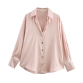Elegante lichtroze satijnen overhemd met lange mouwen, V-hals en glanzende afwerking - XS / Lichtroze