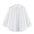 Détail de la broderie anglaise et des boutons sur cette chemise blanche en pur coton - XS / Blanc