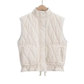 Gilet matelassé Y2K blanc crème avec col montant, grandes poches et cordon de serrage - XS / Blanc