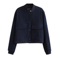 Dettaglio del bomber blu navy con bottoni a pressione e polsini a coste su sfondo bianco - Taglia S / Blu navy