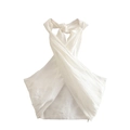Détail du haut dos nu blanc en lin avec design croisé et texture naturelle - XS / Hauts / Blanc