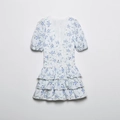 Detail van gebloemde V-hals jurk met kanten patchwork en gelaagde ruches aan zoom - XS / Wit Blauw Bloemen