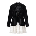 Dettaglio del top in velluto vintage con fiocco di seta e gonna in pizzo a strati - Taglia S / Colore Immagine Patchwork Bianco E Nero