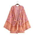 Cardigan kimono bohémien rosa con maniche larghe e cintura con nappe coordinata - S / Stampa Rosa