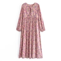 Boho midi-jurk met bloemenprint, V-hals, kwastjes en hoge taille in roze en paarse tinten - S / Roze Paarse Bloemenprint