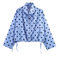Damenjacke in Hellblau mit schwarzen Punkten, Kordelzugkragen und verstellbarem Saum - XS / Blau