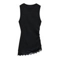 Débardeur noir froncé pour femme avec bordure en dentelle sur fond blanc pur - S / Noir