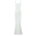Detalle de vestido sirena blanco con escote cuadrado y pliegues laterales fruncidos - Blanco
