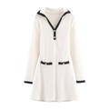 Robe en maille crème avec bordures noires, capuche à col en V et boutons dorés chics - S / Blanc