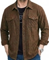 Nahaufnahme der braunen Herren-Hemdjacke mit gewellter Textur und aufgesetzten Taschen - M / Kaffeebraun
