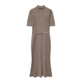 Elegantes khakifarbenes Kurzarm-Midikleid mit Stehkragen, schmaler Taille und Fischschwanzsaum - S / Hellkaffee