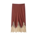 Roestrode satijnen midi-rok met elegante beige wimperkant aan de zoom - XS / Baksteenrood