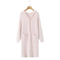 Cardigan lungo in mohair rosa con cappuccio e tasche laterali, consistenza morbida - S / Rosa