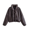 Giacca imbottita oversize in ecopelle marrone cioccolato da donna con collo alto minimalista - XS / Top / Caffè