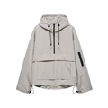 Detailansicht der Kapuzenjacke mit großer Kängurutasche und halbem Reißverschluss - Hellbeige