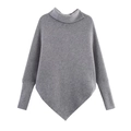 Detalle de jersey de punto gris con mangas murciélago y cuello alto irregular - Talla única / Gris