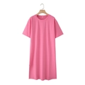 Rosa Maxikleid mit Rundhalsausschnitt, kurzen Ärmeln und Seitenschlitzen am Kleiderbügel - Hellrosa