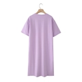 Kurzärmeliges lavendelfarbenes T-Shirt-Maxikleid aus Baumwolle mit Seitenschlitz - Hellviolett