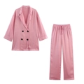 Ensemble décontracté deux pièces rose pour femme avec haut à double boutonnage et pantalon - S / Ensemble / Rose