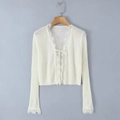 Witte gebreide cardigan met lange mouwen, kanten randjes en striksluiting - Eén maat / Abrikoos