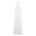 Elegantes weißes Neckholder-Maxikleid mit seitlicher Raffung und Satin-Finish - XS / Weiß