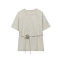 T-shirt beige clair à manches courtes avec rose faite main et lien noué à la taille - S / Gris