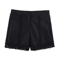 Pantaloncini neri da donna con finiture in pizzo all'uncinetto e dettagli traforati - XS / Shorts / Nero
