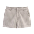 Detail von High-Waist-Streifenshorts mit Seitentaschen und elegantem vertikalen Muster - XS / Cremeweiße Shorts