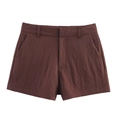 Detailansicht kaffeebrauner Shorts mit Faltenstruktur, Gürtelschlaufen und Seitentaschen - XS / Braune Shorts