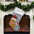 Calza di Natale in feltro grigio con bordo in peluche e decorazione a renna 3D - Stile Alce