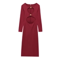Eng anliegendes langärmliges Kleid in Dunkelrot mit Cut-outs und goldener Schnalle - XS / Dunkelrot