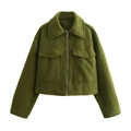 Short wool-textured crop jacket in dark olive green featuring a zipper and flap pockets - Army Green