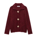 Dunkelrote Strickjacke für Damen mit Webpelz-Struktur und goldfarbenen Blumenknöpfen - S / Rot