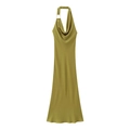Elegantes olivgrünes Maxi-Satinkleid mit Wasserfall-Ausschnitt und Goldring an der Schulter - XS / Matcha-Grün