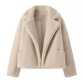 Women's street style beige faux fur cropped jacket with wide lapels and front patch pockets - S / Off White