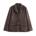 Dettaglio del blazer marrone monopetto che mostra la texture opaca e le tasche - Taglia S / Caffè