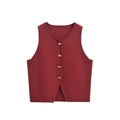 Détail du gilet en tricot bordeaux avec col en V et boutons métalliques sur tissu texturé - S / Rouge Foncé