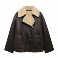 Giacca da donna 2024 in ecopelle marrone scuro con fodera in pile e ampi revers - XS / Colletto Cachi