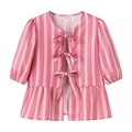Detalle de camisa a rayas rosas y blancas con tres lazos rosas y dobladillo tipo peplum - S / Rosa