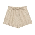 Détail du short d'été beige pour femmes avec broderie florale et taille à cordon - XS / Chameau