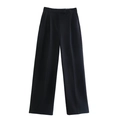 Détails du pantalon noir à taille haute avec plis marqués et tissu au drapé professionnel - Noir