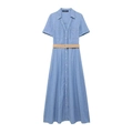 Lichtblauwe denim midi-jurk voor dames met korte mouwen en een stijlvolle gevlochten riem - XS / Blauw
