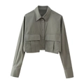 Dettaglio di camicia corta grigio-verde con colletto polo e grandi tasche a patta - XS / Verde Militare