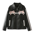 Detalle de chaqueta de cuero PU negro con lazos rosas y ribetes de rayas - S / Negro/Rosa