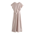 Elegante vestido de satén champán con cuello redondo, manga corta y detalle nudo - XS / Champán