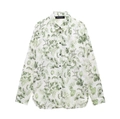 Sommer-Langarmhemd mit Blumenmuster und grünen botanischen Motiven auf weißem Grund - XS / Tops