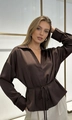 Detail of dark brown satin shirt with V-neckline and elegant waist tie belt - XS / Coffee