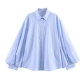 Damenbluse hellblau gestreift mit Puffärmeln und Standardkragen in lockerer Passform - XS / Hellblau