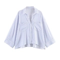 Camicia a righe verticali bianche e blu con vestibilità rilassata e taschini anteriori - XS / A Righe Blu