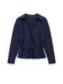 Detail van marineblauwe zijden blouse met V-hals, tailleband en glanzende satijnstof - S / Marineblauw